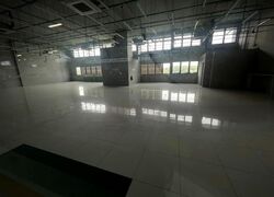 Carros Centre (D25), Factory #481547671